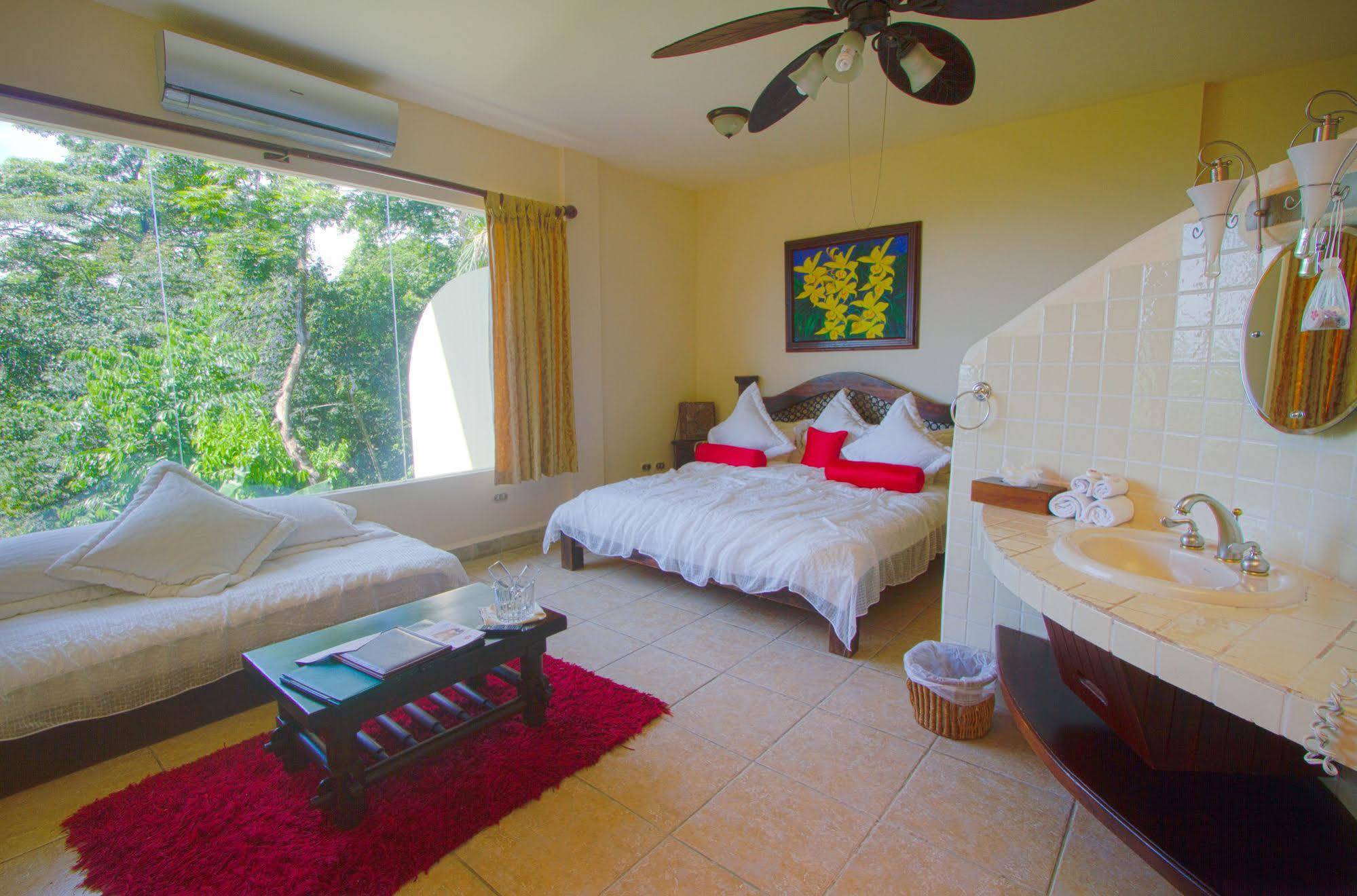 Issimo Suites Boutique Hotel & Spa - Adults Only Manuel Antonio Luaran gambar