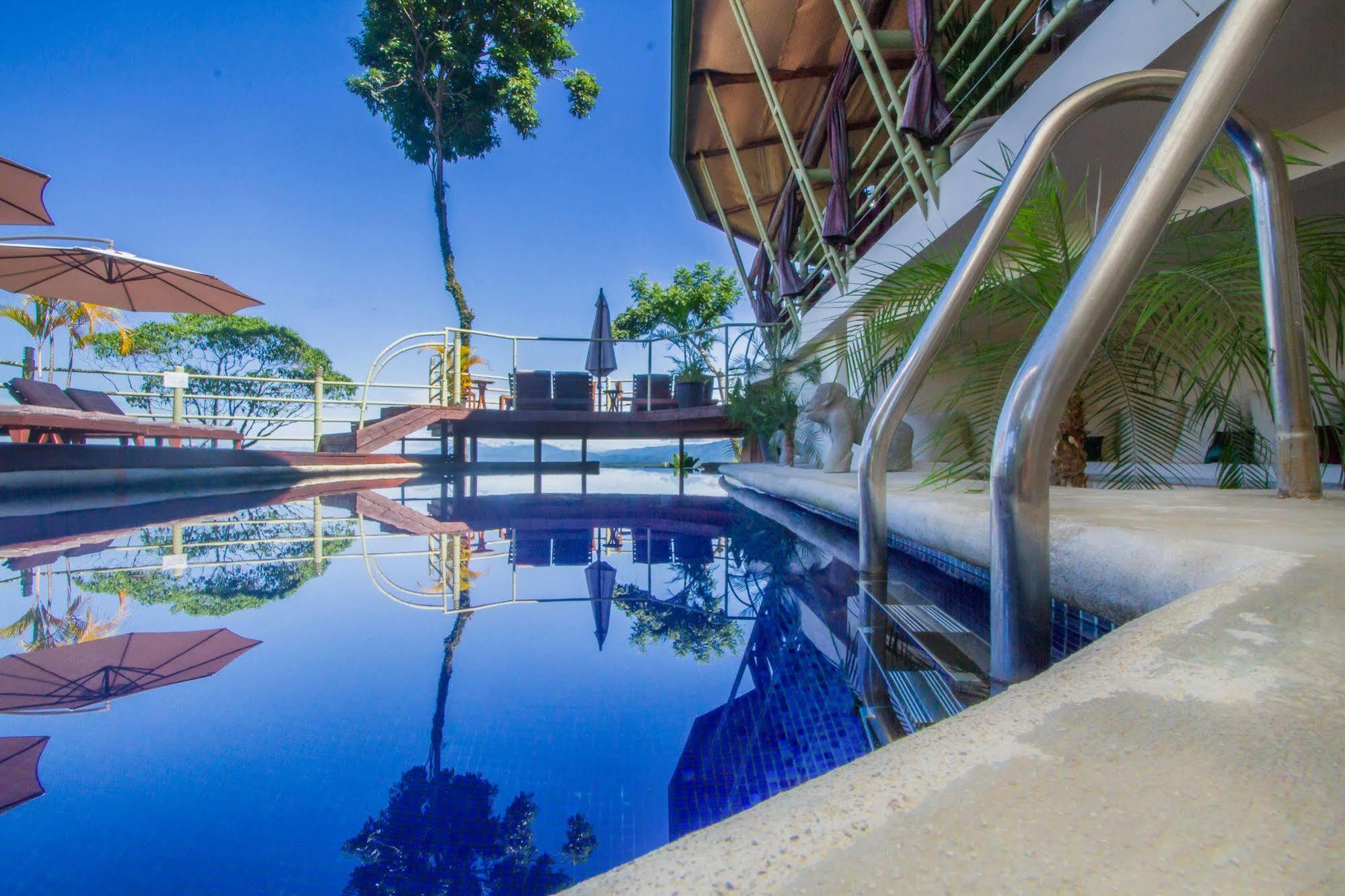 Issimo Suites Boutique Hotel & Spa - Adults Only Manuel Antonio Luaran gambar